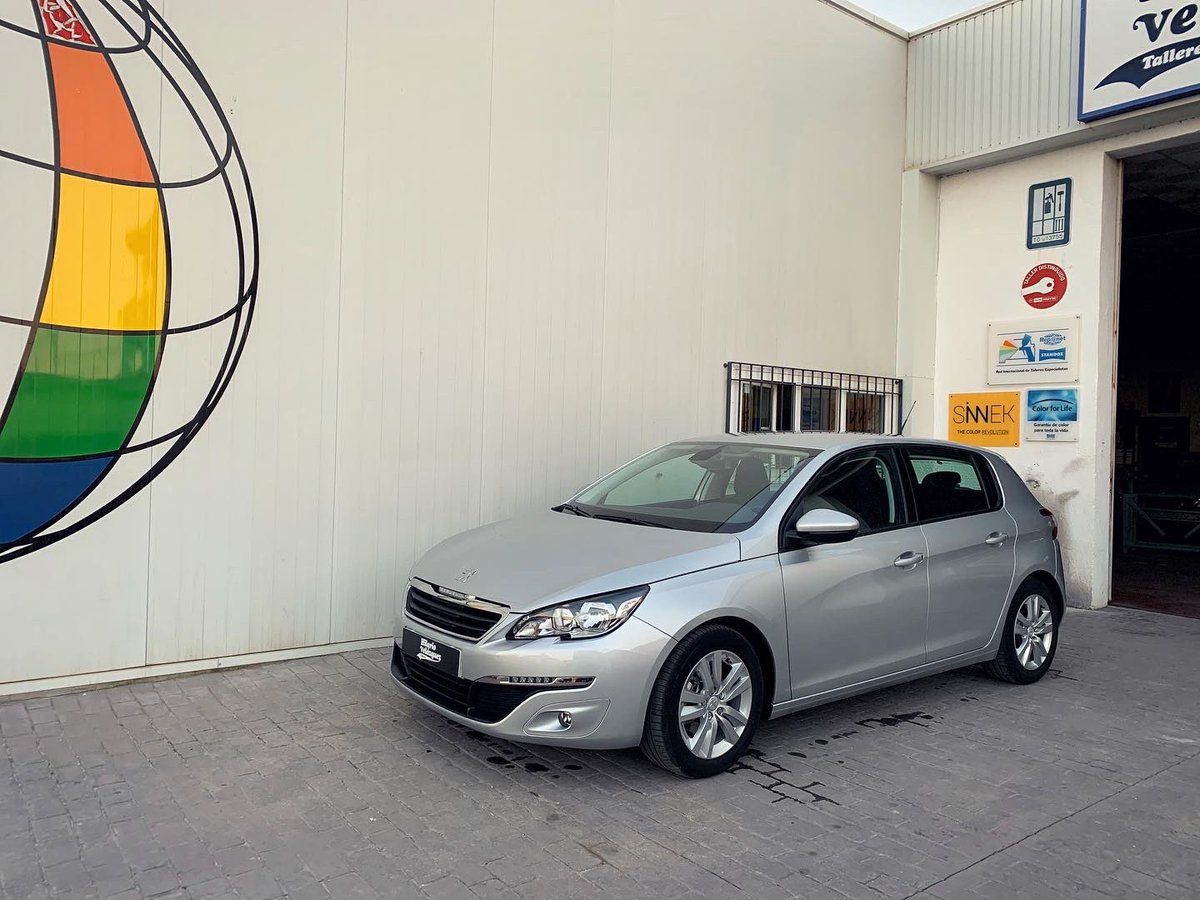 tallereshilario's tweet photo. Reparación de impacto frontal en Peugeot 308 con recambio original OEM de Peugeot.
.
.
.
#tallereshilario #standox #repanet #colorforlife #originalreplacement #chapaypintura #refinishkulture #spanishrefinish #rechazaimitaciones #carlovers #psa #peugeot https://t.co/Iqz8Xfdb28