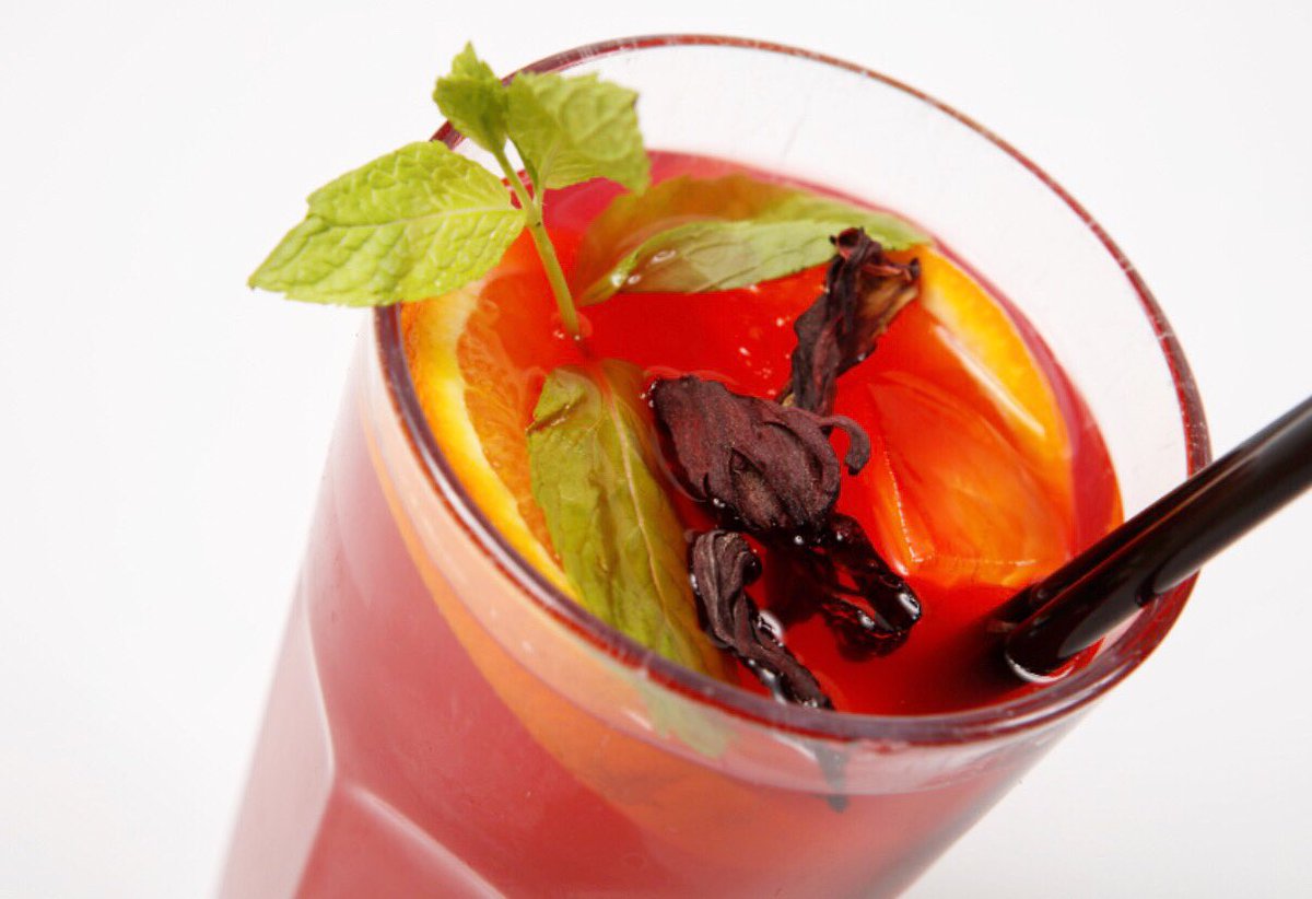 Kokusu ayrı güzel, tadı ayrı...
Missss gibi Hibiskus çayı 🎈
•••
#lepainquotidien #lepainquotidientr