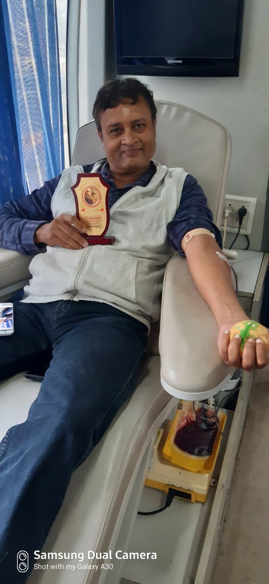 aftab70782201's tweet photo. 41 unit Special #Anniversary gift to both of  you @SarojKu30509772 and #Sasmita .
Wish you a happy wedding anniversary to both of you. 
More #thalassemia patient are praying for your healthy and happy life. 
We are distributing one  special gift to all donors. https://t.co/wJ9vgSuSSX