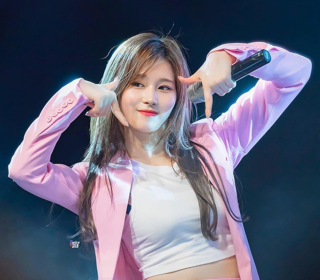 TWICE、東京ドームの公演、4月15.16に延期らしいね〜。
俺は行く予定ではなかったけど、嫌やねー笑
まー、中止よりは良かったよ。

#TWICE
#TWICELIGHTS