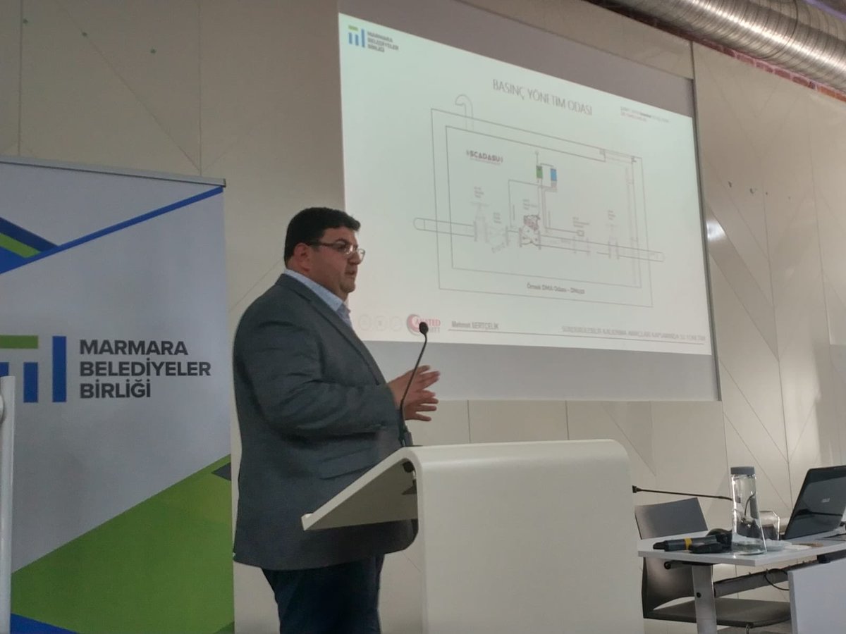 akated_tsitt's tweet photo. AKATED Yönetim Kurulu Başkanı Yasin Torun ve Yönetim Kurulu Üyesi Mehmet Sertçelik @marmarabb ev sahipliğinde SKA Kapsamında Su Yönetimi seminerinde Su Yönetiminde Kayıp Kaçaklar ve Çözüm Önerilerini sundular. @tbmendustri #water #nrw #waterloss #tsitt https://t.co/4luCRB6mfD