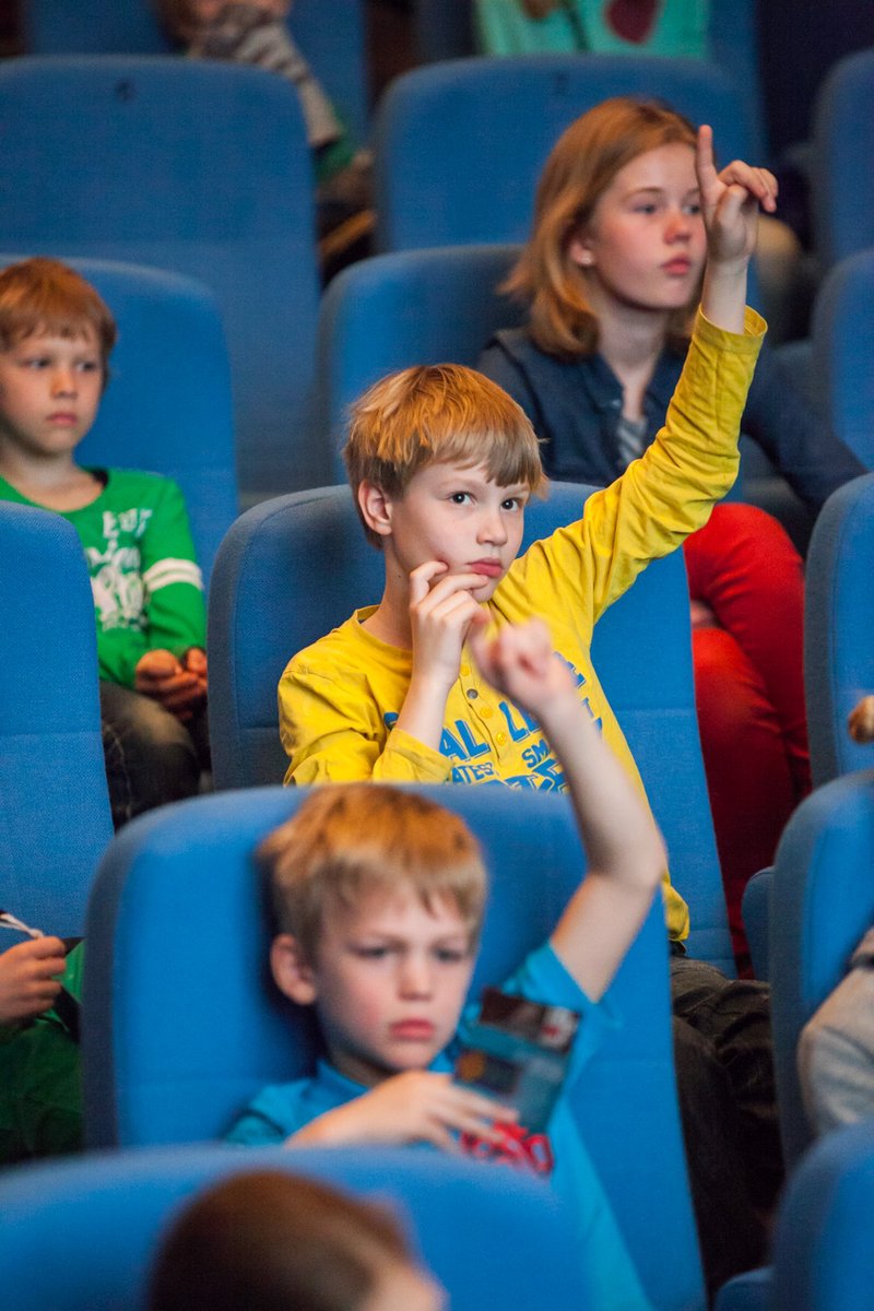 Tip voor kids! Vanaf 1 maart start de Museum Jeugd Universiteit van het @friesmuseum en @tresoar weer! Hier leer je meer over over bijzondere thema’s zoals maritieme archeologie en onze strijd tegen de zee. bit.ly/2v2rAGE