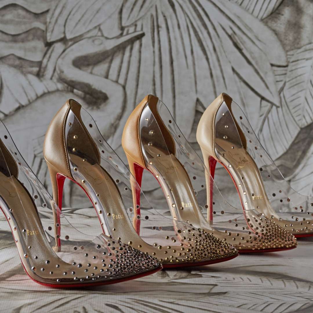 [Breaking News💗] Palais de la Porte Dorée @PPDoree invites you to "L'Exhibition[niste]", the 1st exhibition devoted to Christian Louboutin <a href="/LouboutinWorld/">Christian Louboutin</a>, a key figure in the #fashion world. It starts today! #Visitparisregion 
📆 Until 26 July 2020
📗 bit.ly/LouboutinExhi