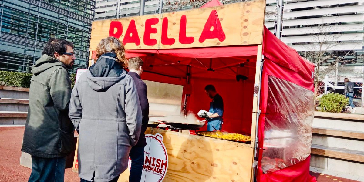 Customers are always our number one priority! 

#paella #paellalondon #catering #london #tapas #greaterlondon #guildford #surrey #sussex #kent #streetfood #foodporn #foodphotography #foodie #foodies #foodgram #corporate #private #wedding #party #food

spanishhomemade.com