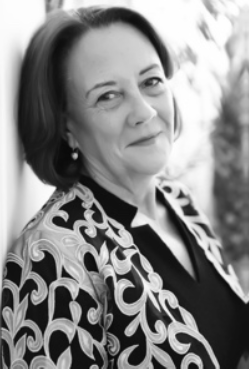 craftcoinco's tweet photo. Introducing our headline speaker Emily Landis Walker! Emily brings her network &amp; 30+ years experience in financial services to the blockchain/cryptocurrency space &amp; provides expert consulting services through Landis &amp; Co. Join us on Friday &amp; hear her story https://t.co/cR81jDHYdV https://t.co/7dQpJgRCJf