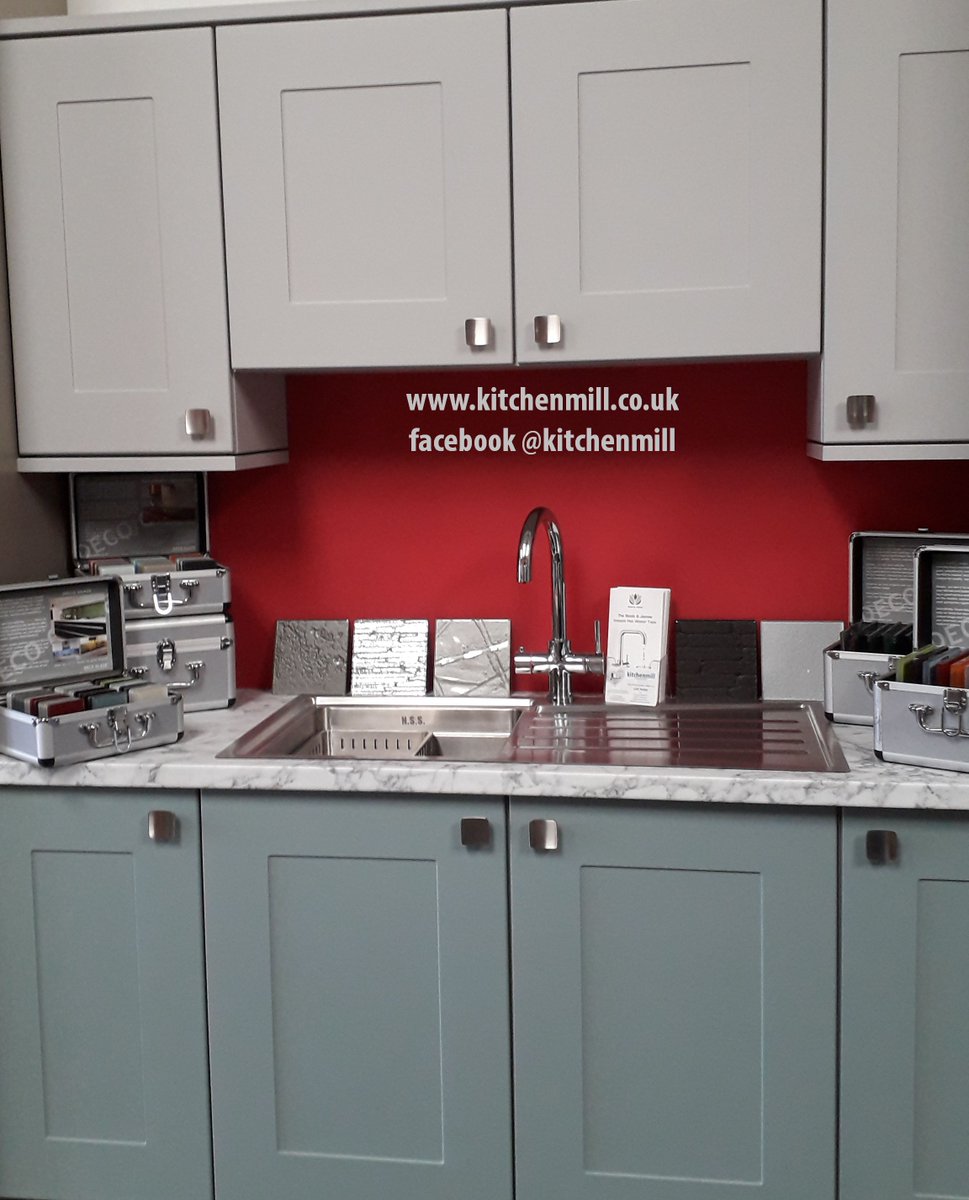 NorthernSinks's tweet photo. Kitchen Mill in Humberston with 2 displays. One showing off one of our Granmaster Sinks, and the other with one of our Instant Hot Water Taps. https://t.co/fw3jl5vqcR