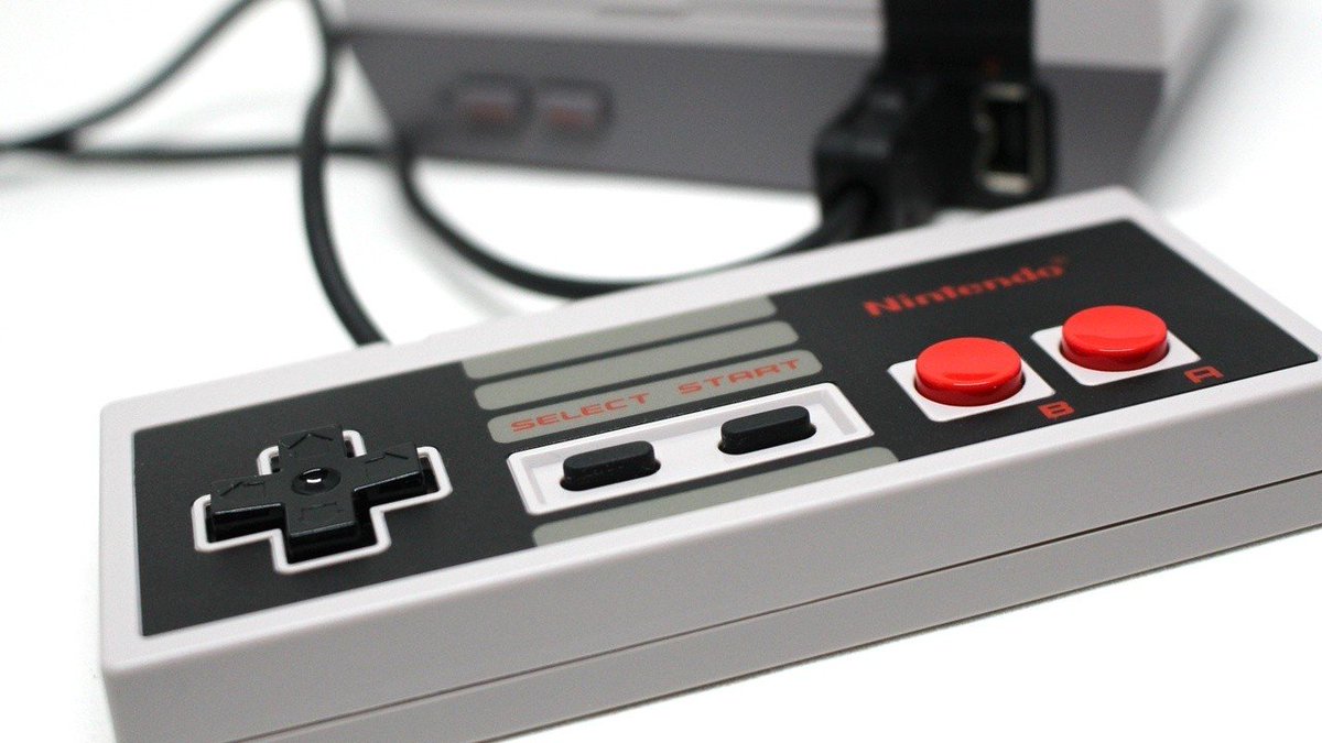nintendolife's tweet photo. The Creator Of The World's Most Famous Cheat Code Has Died https://t.co/qQCbZ0raFW #Retro #KonamiCode #NES #KazuhisaHashimoto https://t.co/kaTfMLfGkO