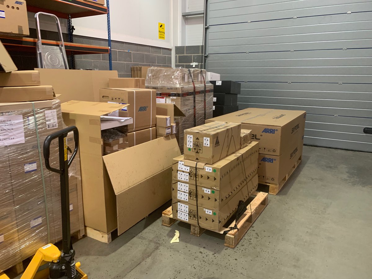 FlashlightLtd's tweet photo. 10 x @ETCInc Ion XE20 ✅
2 x @ETCInc 20 Fader wing ✅ 
20 x 22" Touchscreen Monitors ✅
2 x @Asteraofficial  Titan kits ✅
2 x @ARRIChannel S360C Skypanel ✅
All being delivered by @FlashlightLtd on the van run. #local #weregoingtoneedabiggervan https://t.co/ENUnCboz8Q