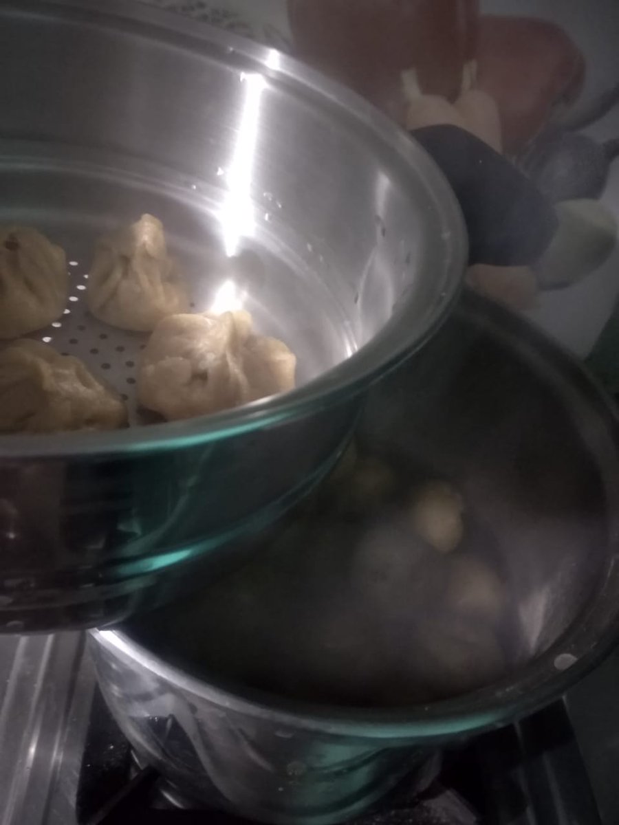 amway_official's tweet photo. Vag momoj and boiled potatoes 2in1 time in Amway Queen pot and Amway Queen steamer,save time, money and fuel😊🤗🤗 https://t.co/6azy1HKDZ8