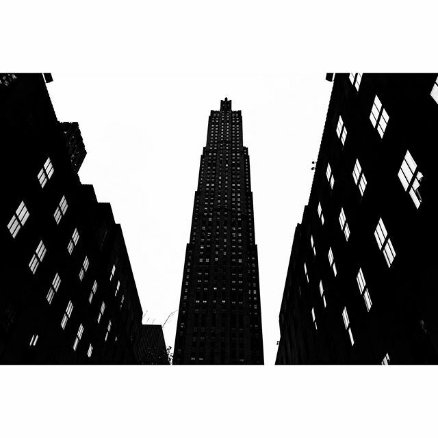 migltellez's tweet photo. 30 Rock— NYC 2020 .
.
.
.
#burnmyeye
#streetclassics #streets_unseen #streetleaks #intercollective #zonestreet #dreaminstreets #friendsinstreet #lensculturestreets #nonstopstreet #capturestreets #spicollective #bestofstreet #streetizm #streetphotography… https://t.co/p5UzS5znFD https://t.co/sAMlvLUpIy