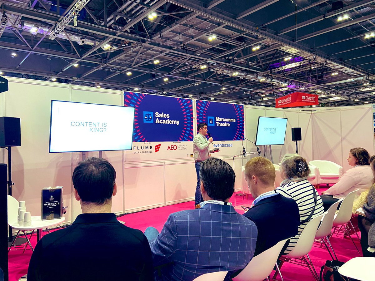chloebucknell's tweet photo. Day 2 of @IntlConfex listening to #AndySteed on how content is king. 

#marketingtips #eventprofs #Confex2020 https://t.co/tL9S2et5ut