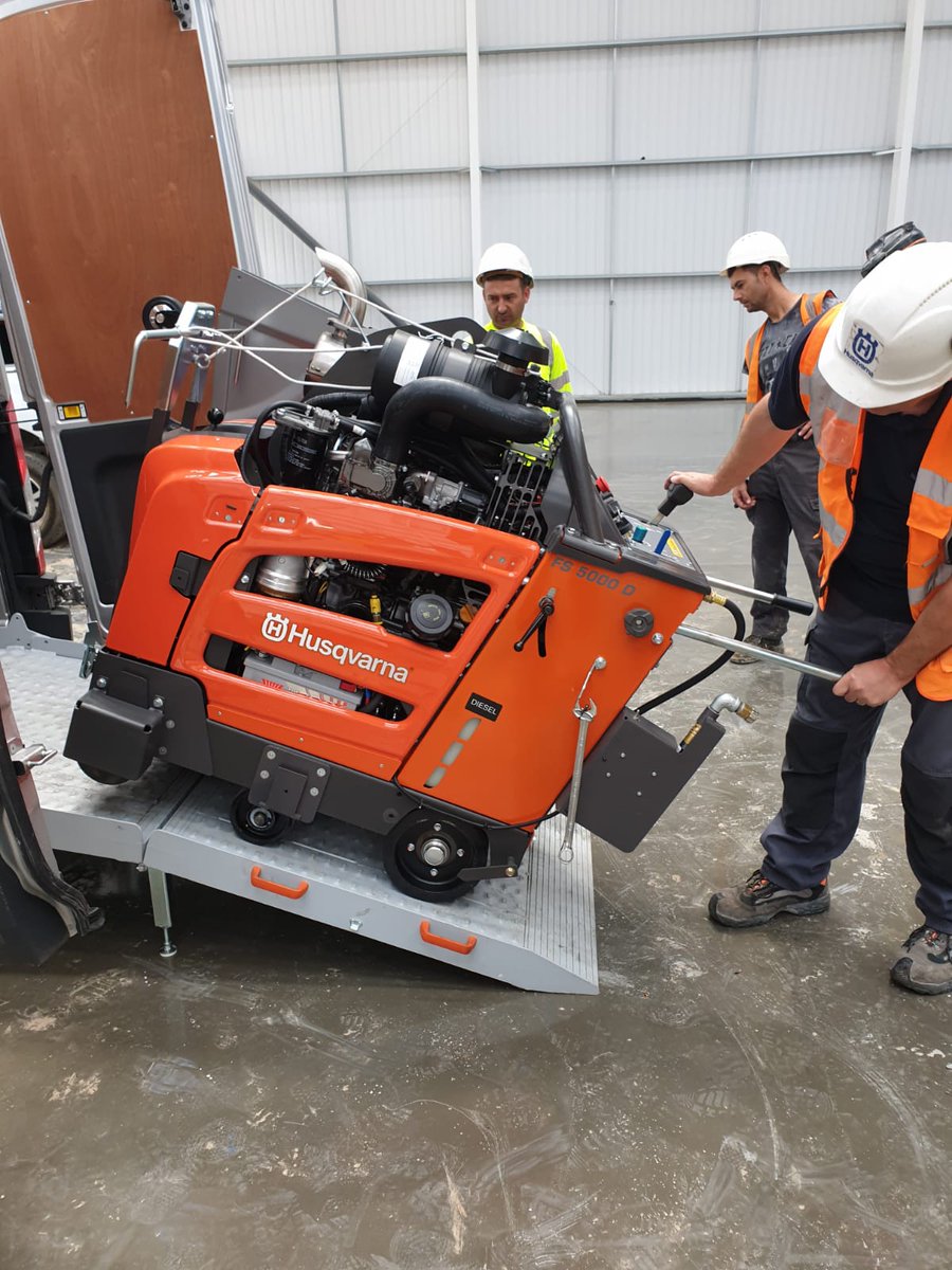 concrete_sales's tweet image. Great to see yet another Husqvarna Floor Saw from CSS being delivered to site!

You can find out more about @UK_Husqvarna Floor Saws and get in touch here: bit.ly/2wLJX2Y