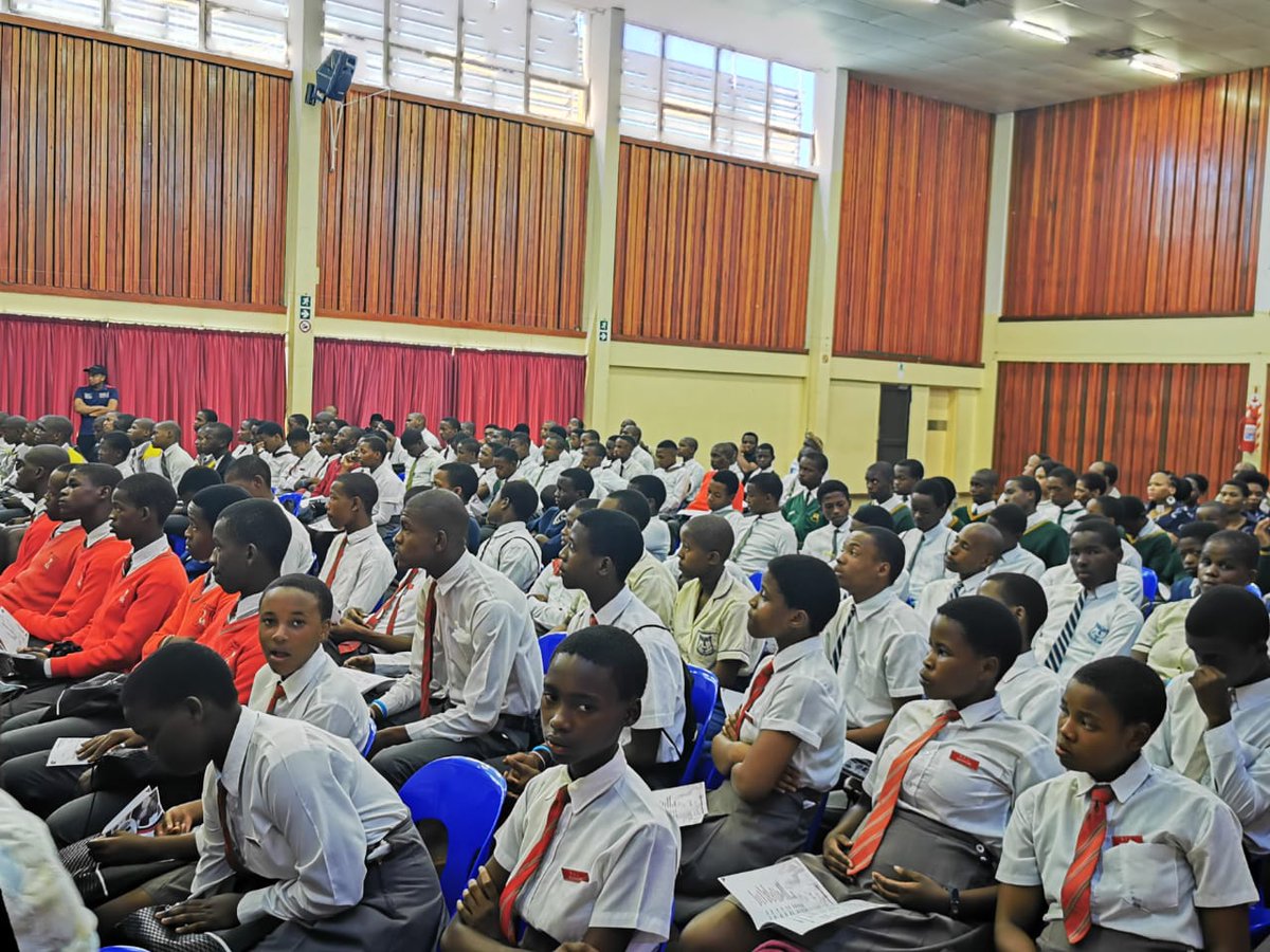GCIS_KZN's tweet photo. The @DOJCD_ZA is hosting an Under the Tree Dialogue for men and boys from various high schools at the Westville Correctional Centre. The dialogues are undertaken to engage with men and boys with an intention to change patriarchal attitudes
#uttd-westville, #GrowingSA, #PostSoNA https://t.co/VVsJc4EGXQ