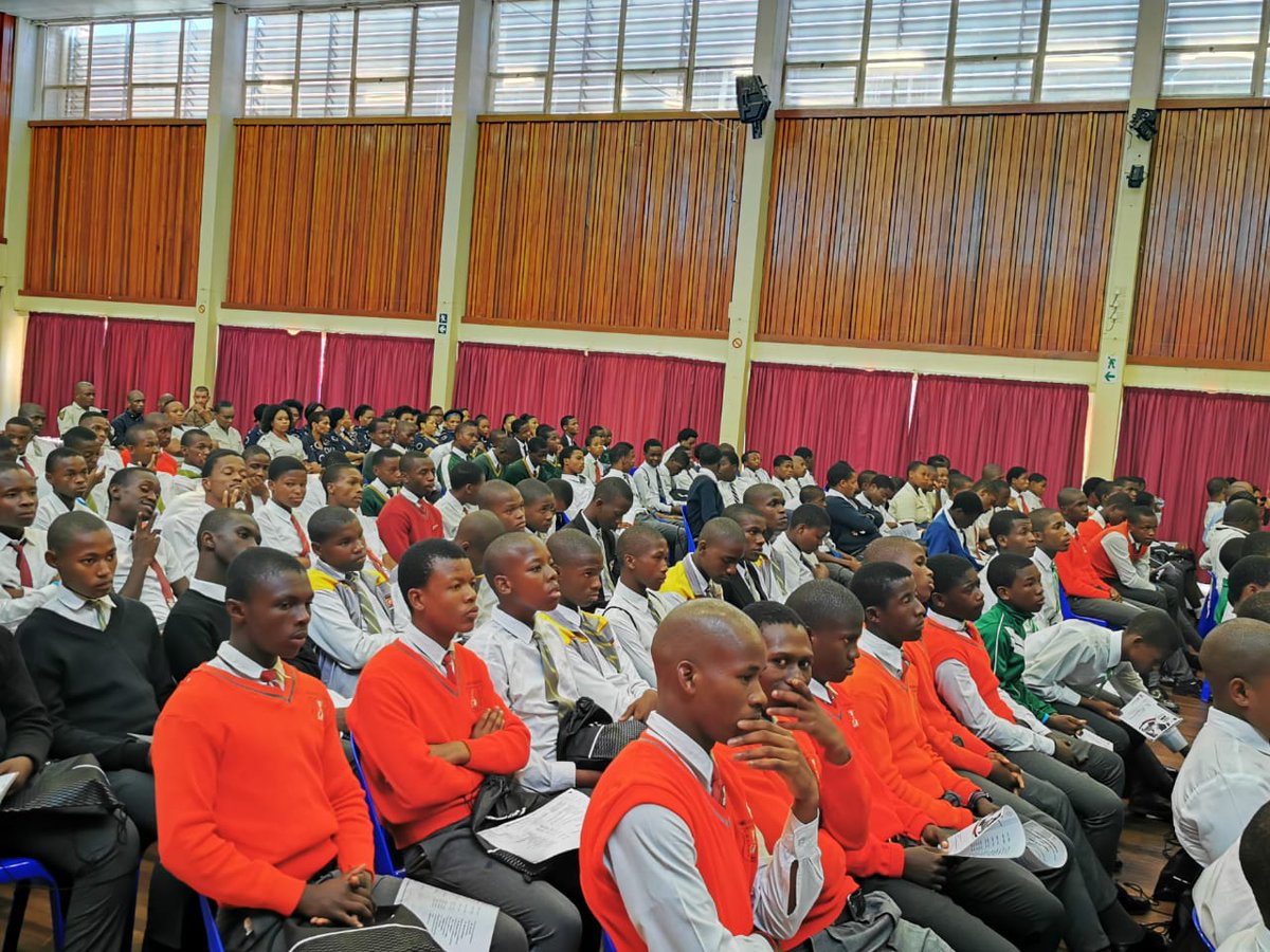 GCIS_KZN's tweet photo. The @DOJCD_ZA is hosting an Under the Tree Dialogue for men and boys from various high schools at the Westville Correctional Centre. The dialogues are undertaken to engage with men and boys with an intention to change patriarchal attitudes
#uttd-westville, #GrowingSA, #PostSoNA https://t.co/VVsJc4EGXQ