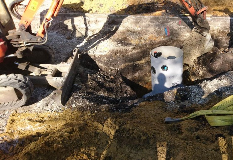 Recent heavy rain has given many commercial and residential property owners headaches with drainage. Concerned by water drainage? For further info call 01256 951008 or email info@dkservices.org.uk #waterdrainage #commercial #residential #drainage #hampshire #basingstoke