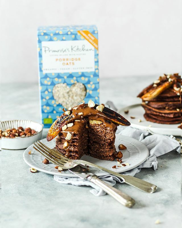 We know you’ve seen A LOT of pancake pictures yesterday for #ShroveTuesday but have you seen a stack that looks this good yet 🥞💕? These Cacao Pancakes with Caramelised Bananas and Chocolate Hazelnut Butter are what dreams (and mornings) are made of! … ift.tt/2w3s27w