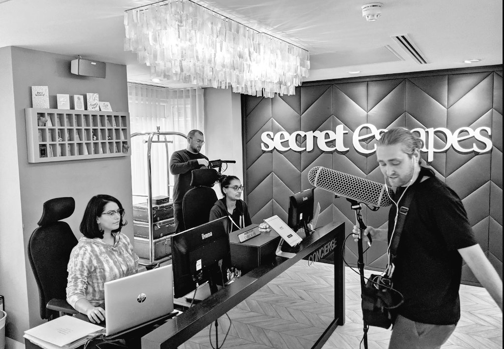 Love my team. @HaDenoughmedia x @secret_escapes (2019) - Shooting a promotional training video at Secret Escapes HQ in London last year.
.
.
.
 #WednesdayMotivation #VideoProduction #MarketingCollective #LondonProduction #CreativeCollective