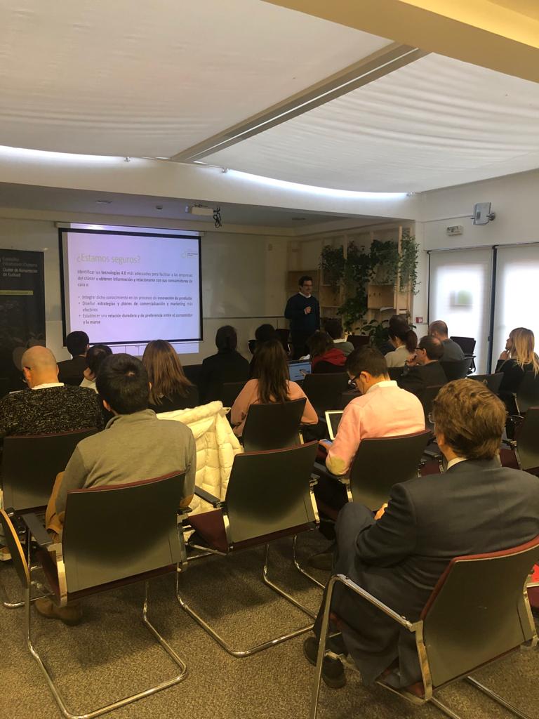 BasqueFoodClust's tweet photo. En esta 1ªsesión, las empresas definen sus retos en relación con el #consumidor. Participan @BodegasElosegi @BItsasmendi #Urkabe @la_vitoriana #Delicass @prosumerlab #Artiach @ameztoi_anaiak @LaSalveBilbao @anchoaszallopfc #PanBetti @Astobizawine @Bacalao_Giraldo #Uvesco @serrats https://t.co/cGBSxliQW2
