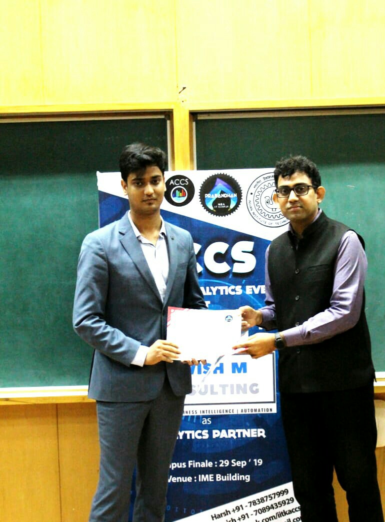 GreatLakesGgn's tweet photo. Congratulations to Devrup Banerjee and Debjyoti Maity for winning the first prize at the Marketing and Retail Analytics case study competition at @IITKanpur
#marketing #retail #analytics #competition #winners #glimg #inspiringgreatness https://t.co/FlbdLbYQOu