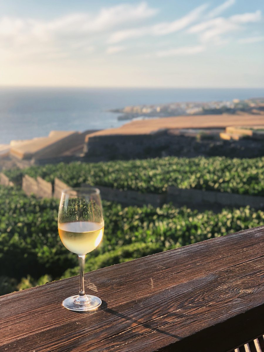 stockimo's tweet photo. The next rounds on us!
Whatever your tipple of choice is, it always has a chance to sell with @Stockimo. Congratulations to the four #Stockimographers that sold there various drinks photos this month, with a couple earning $100+ in cash!
#wineanddine #Letshaveanother https://t.co/qsTKKo2NHM