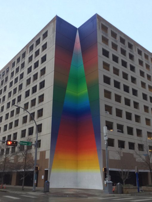 13.5 miles yesterday morning, Austin&rsquo;s entire Lady Bird Loop(6) plus a roundtrip to Jo&rsquo;s(1) and back<a href="/tag/heart"class="tags"><span>#heart</span></a><a href="/tag/streetart"class="tags"><span>#streetart</span></a><a href="/tag/tracktuesday"class="tags"><span>#tracktuesday</span></a><a href="/tag/kezar"class="tags"><span>#kezar</span></a>