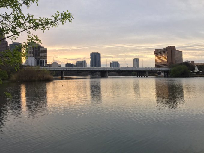13.5 miles yesterday morning, Austin&rsquo;s entire Lady Bird Loop(6) plus a roundtrip to Jo&rsquo;s(1) and back<a href="/tag/sunrise"class="tags"><span>#sunrise</span></a><a href="/tag/ecsca"class="tags"><span>#ecsca</span></a><a href="/tag/50ktraining"class="tags"><span>#50ktraining</span></a><a href="/tag/tnfecs"class="tags"><span>#tnfecs</span></a>