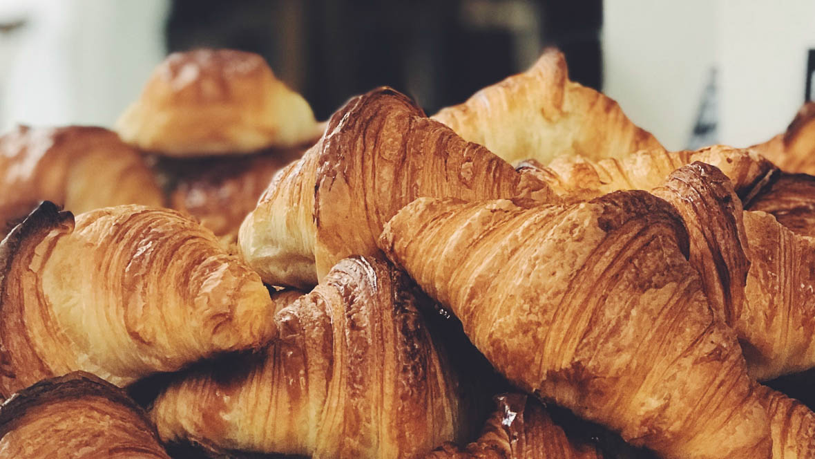 Autogrill schiebt Le Crobag an, Haferkater kooperiert mit <a href="/Alnatura/">Alnatura</a> und Zume stoppt seine mobilen Pizza-Roboter – die Themen im 50. Newsletter! Bitte hier entlang: holyeats.de/holyeats-50-au…