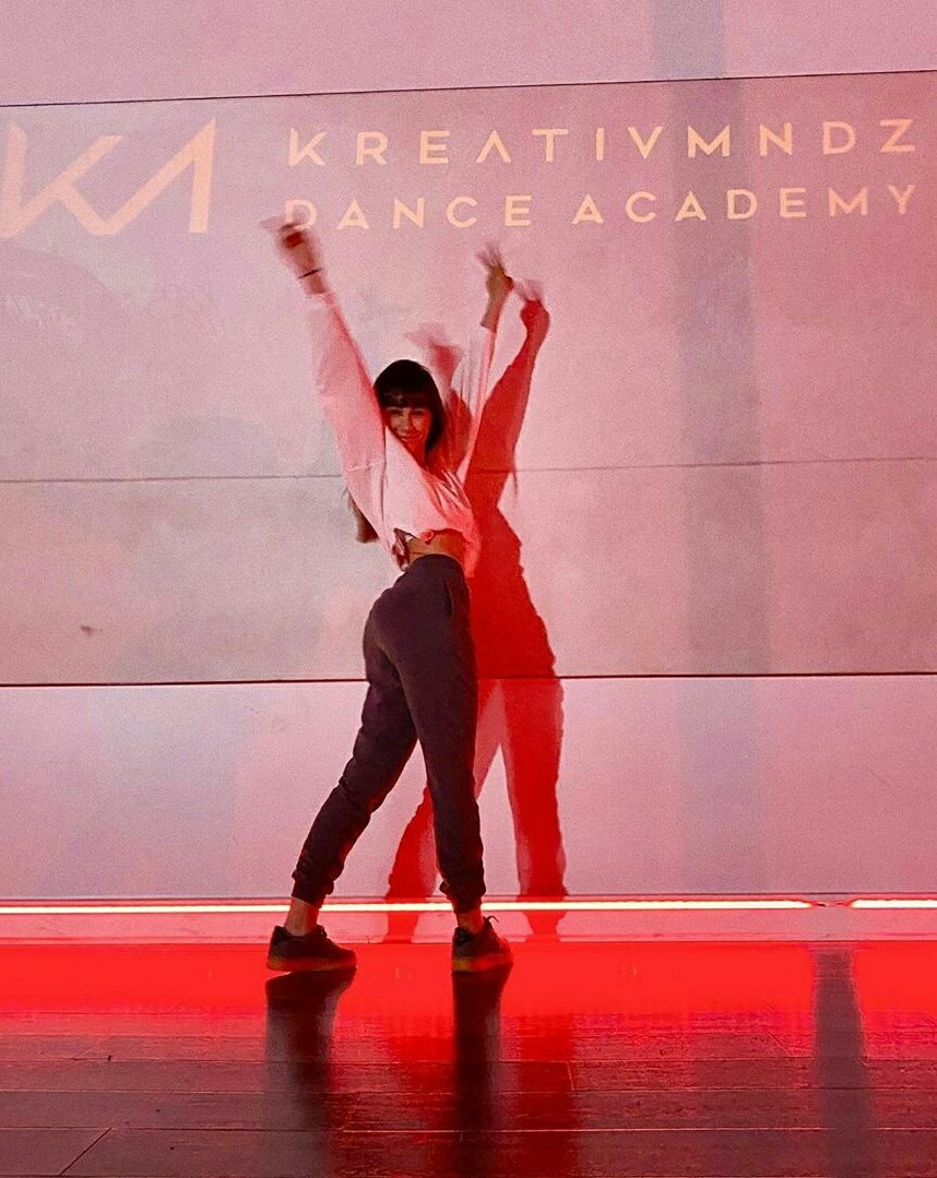 AitanaLatinoA's tweet photo. Que viva la música... La tuya Aitana 🔝 📀 ▶ ➕
#Aitana #music #SPOILER #MoodAitaner #OrgulloAitaner #TeamAitana #SoyAitaner #Aitaners #TopÁlbumes #TopStreamingÁlbumes #TopCanciones #TopRadios @Aitanax https://t.co/7IAUsPGtae
