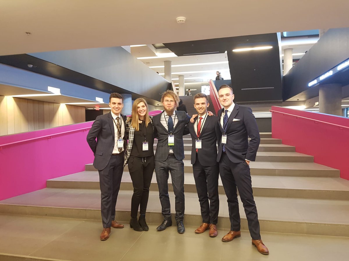 Team representing Faculty of Economic Sciences <a href="/UniWarszawski/">Uniwersytet Warszawski</a> on 5th place in the prestigious Rotman International Trading Competition organised by <a href="/rotmanschool/">Rotman School</a> Congratulations! bit.ly/391d40d