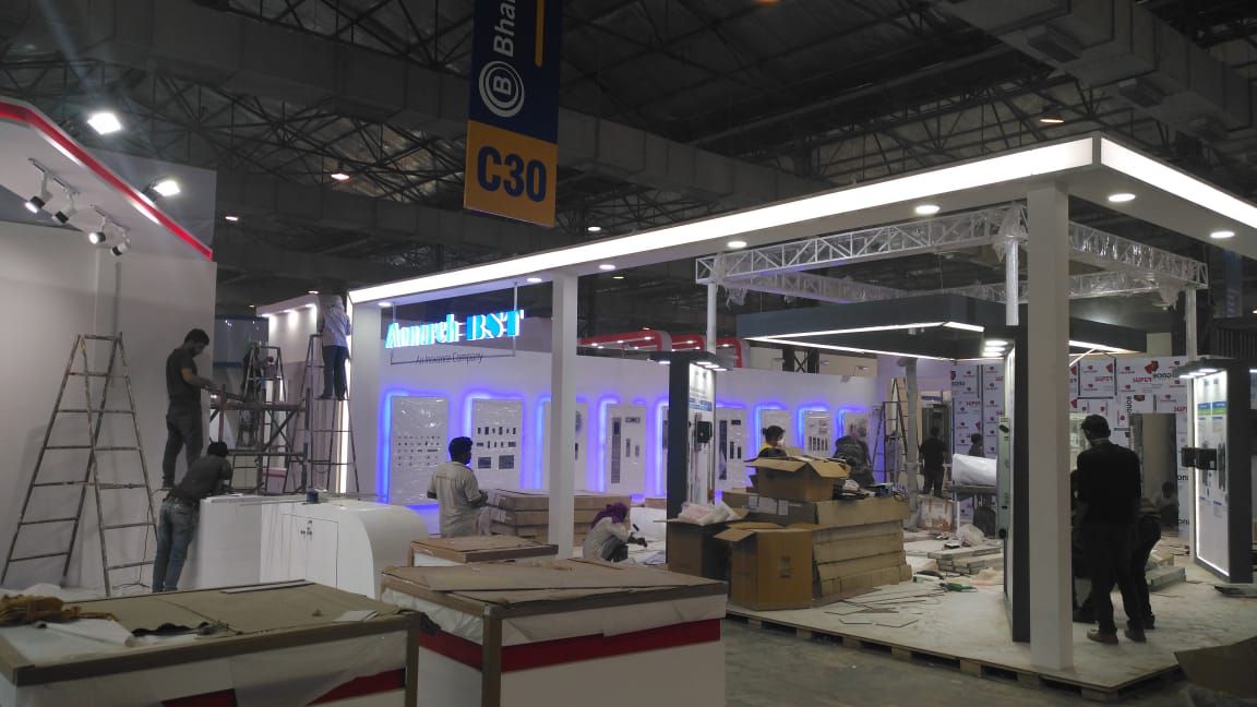 IEEExpoIndia's tweet image. Preparations are underway, stalls are being set up and everything is falling into place just before India's biggest elevator and escalator expo begins. Here's a glimpse of what's in the store.
#BombayExhibitionCenter #Mumbai #IEEExpo2020 #Elevators #Escalators