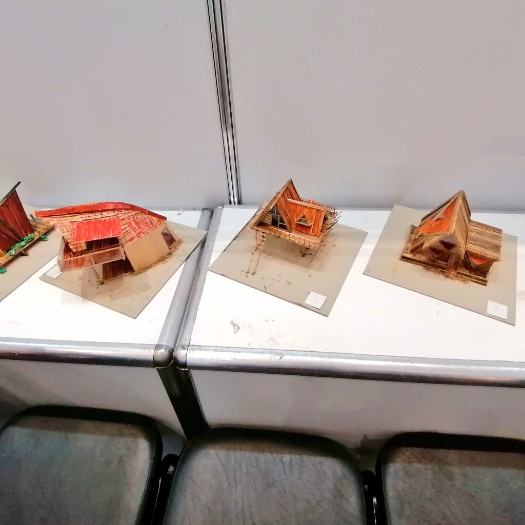 D1uapsa's tweet photo. IN PHOTOS | The Scale Model Outputs of UAPSA District D1's gallery at #DefiningSpaces13 last February 22-23, 2020. The 14 groups were tasked to design their modern bahay kubo with limited materials.
#OneD1
#OneD1nag
#UAPSAnaAll
#UAPSAmaAll
#DesigningForResiliencyAndClimateChange https://t.co/uHcc0yGM1s