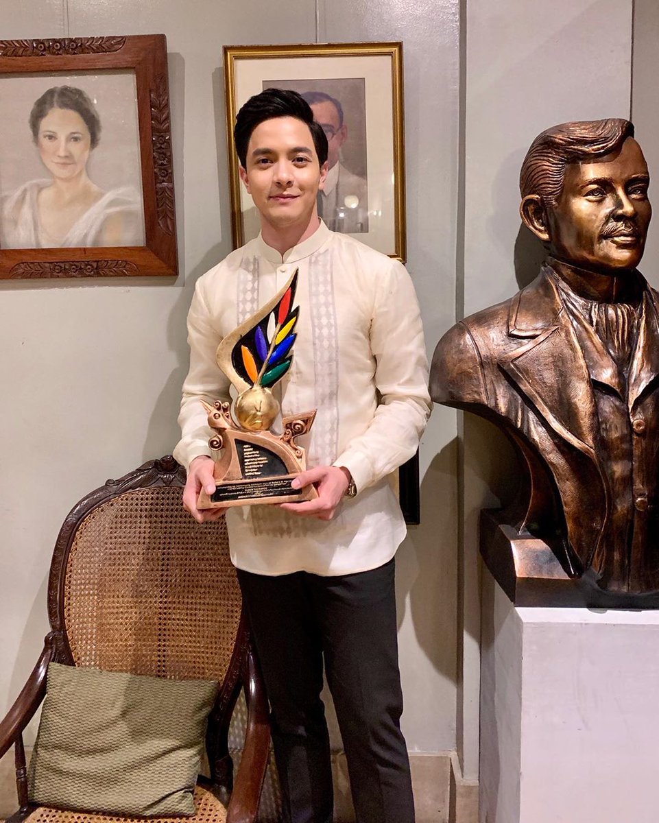 Sparkle_GMA's tweet photo. For winning the Asian Star Prize at the 14th Seoul International Drama Awards in South Korea last year, Asia's Multimedia Star #AldenRichards is one of the awardees for this year's Ani Ng Dangal Awards tonight at the Malacañang. Congratulations! #ALDENxAniNgDangal2020 https://t.co/3vjrzMjRex