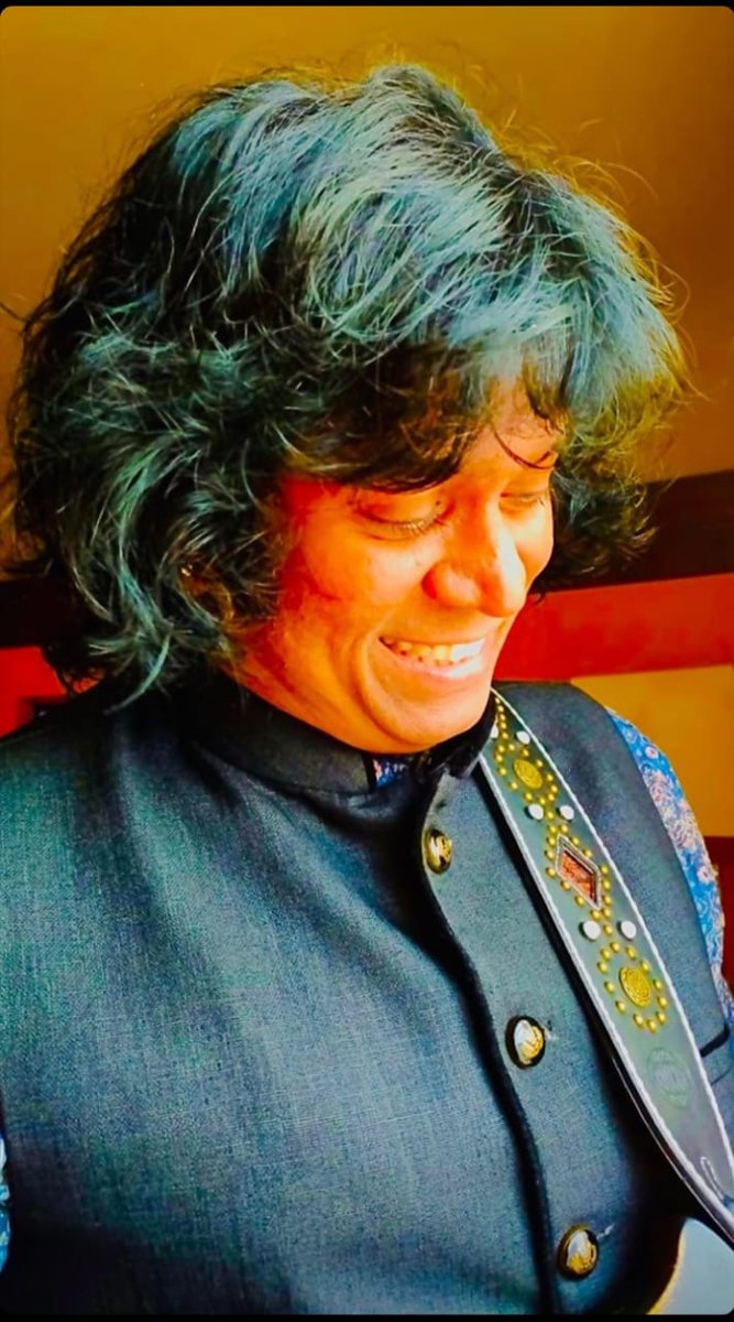 Mandolin Wizard - U Rajesh
#mandolin #mandolinurajesh #urajeshmandolin #mandolinrajesh #rajeshmandolin #mandolinsrinivas #mandolinbrothers