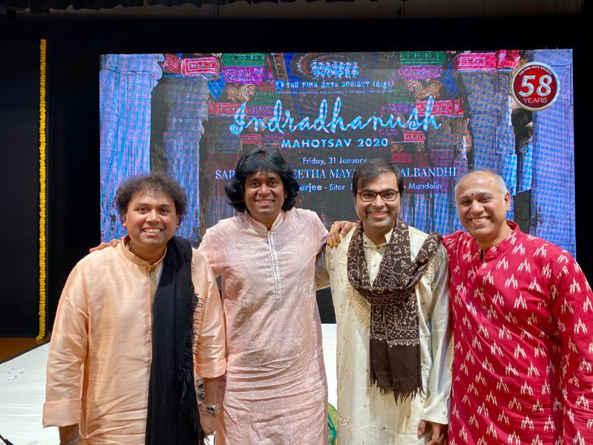Performed At Indradhanush Concert Series Along With Sitar Maestro Purbayan Chatterjee Ji, Satyajit Talwalkar on Tabla And Rajesh Srinivasan on Mridangam.

#mandolin #mandolinurajesh #urajeshmandolin #mandolinrajesh #rajeshmandolin #mandolinsrinivas #mandolinbrothers