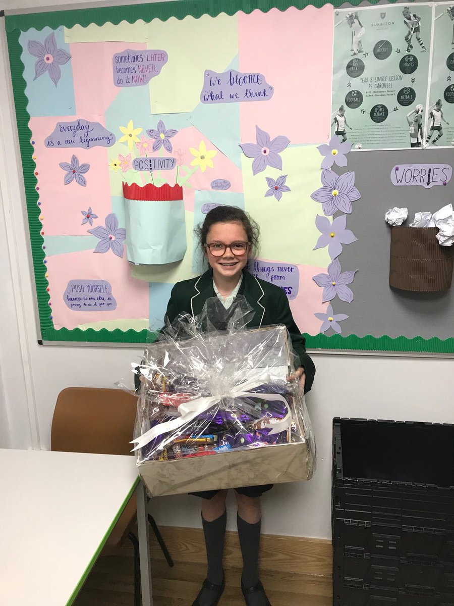 Congratulations to Olivia - la ganadora - of the enormous chocolate hamper! Raising money for #make2020 #enterprisingstudents