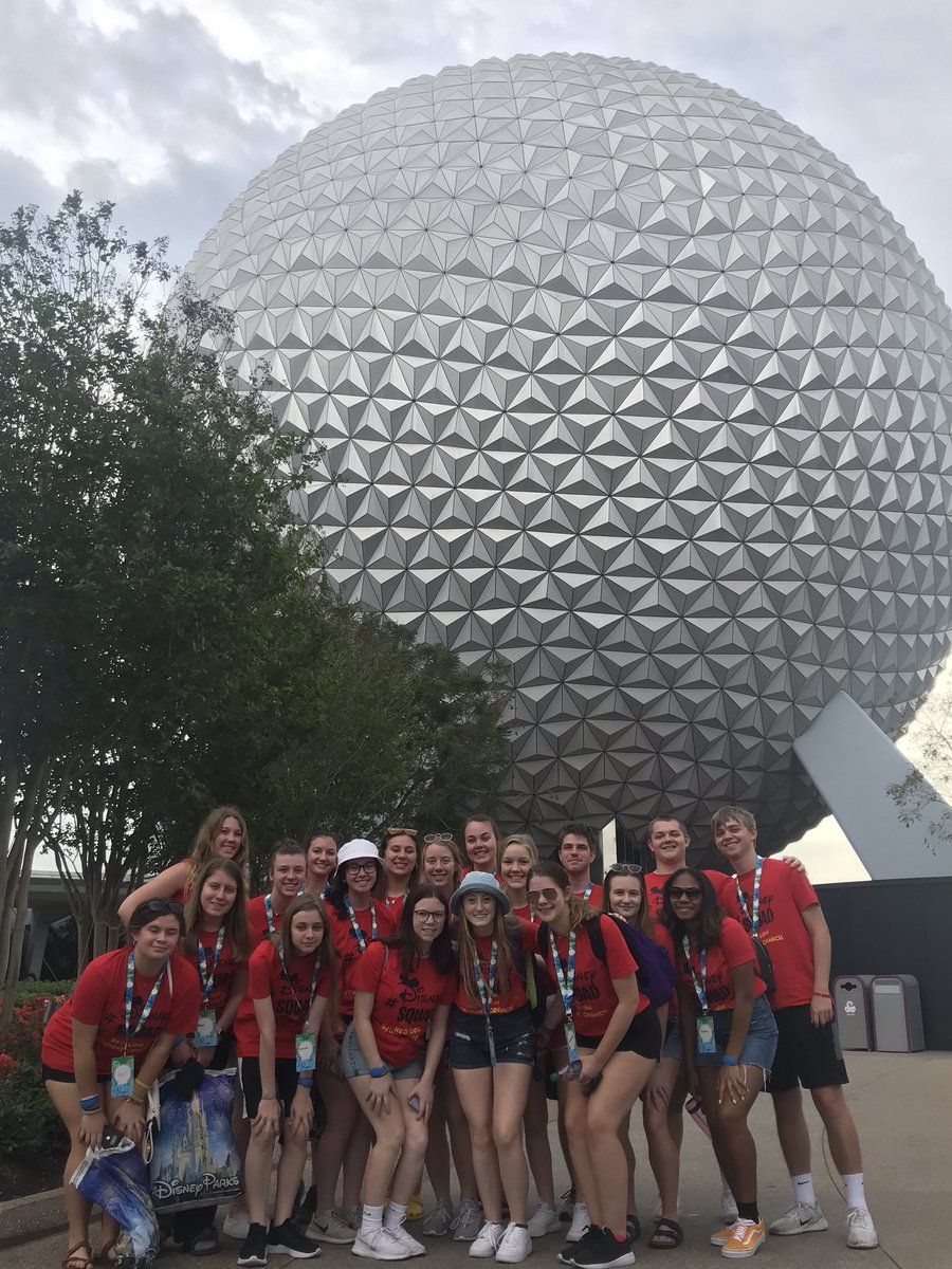 Of course we had to end the experience with a squad photo!