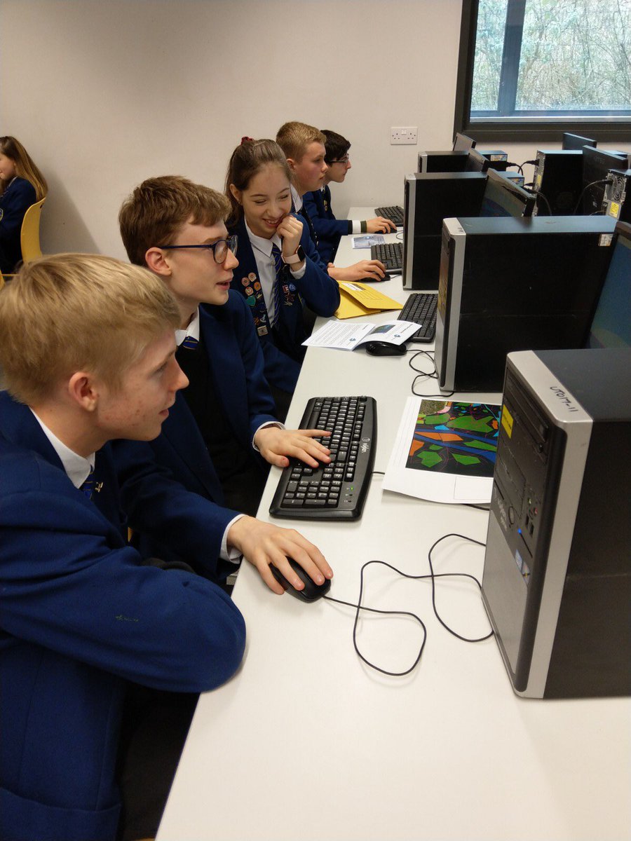 APHS_EMT's tweet photo. Great opportunity for our year 10 students at @UTCNorfolk in collaboration with @VattenfallUK and @SusanFalch. @AldermanHigh https://t.co/6uWve1sAMb