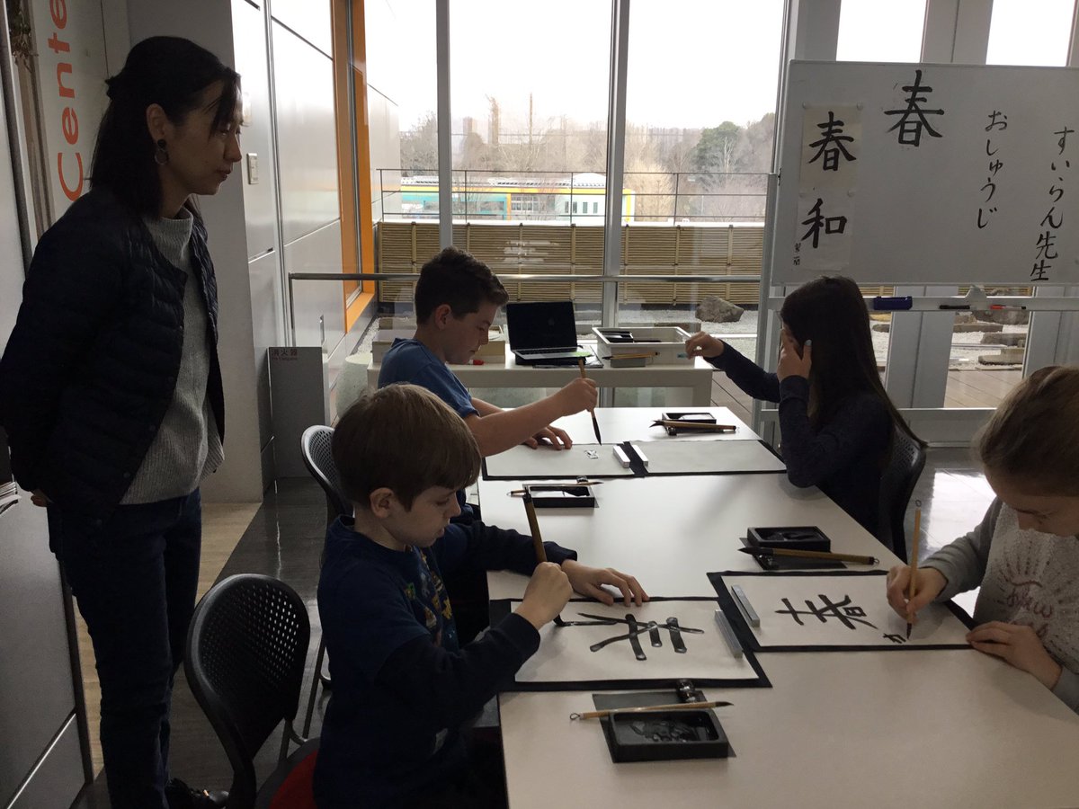 JapanCenterASIJ's tweet photo. Japanese calligraphy with @MsMimiTakano’s JFL A4/5 class by practicing writing the kanji for Spring! A wonderful moment of mindfulness in the morning! @asij @esasij @esprincipals #calligraphy #JapaneseCulture #japan #spring #kanji https://t.co/qE47QGlHXf