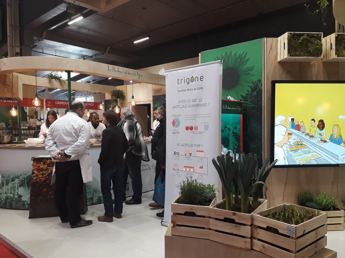 En direct du <a href="/Salondelagri/">Salon International de l'Agriculture</a> sur le stand @LeGers32 !
On parle lutte contre le #gaspillagealimentaire ! 
#Gers #antigaspi