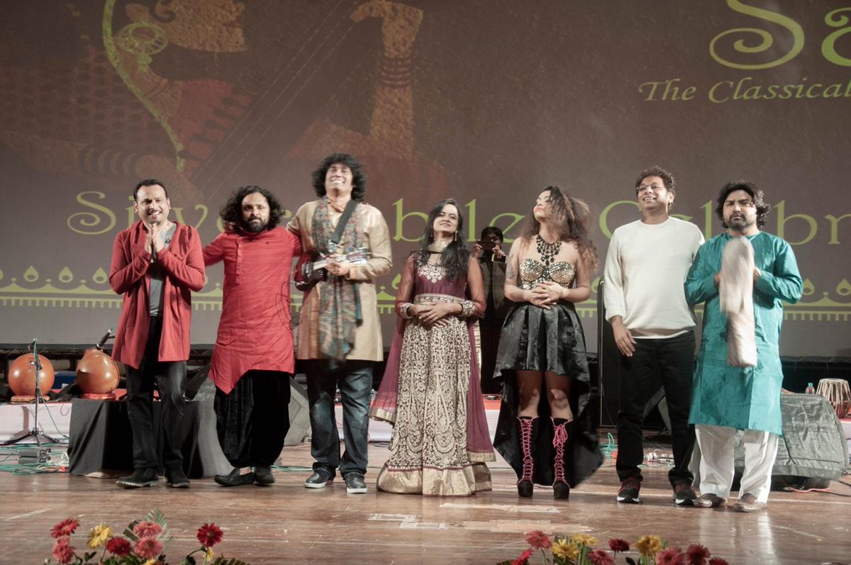 Performed At Alcheringa 2020, Along With Mohini dey, Ghatam Giridhar Udupa, Mukul Dongre, Hafeez Ahmed Alvi, Nandini Shankar and Glen Fernandes for the 24th Edition of Saaz - The Classical Night! at the Bhupen Hazarika Auditorium, IIT Guwahati.
 #mandolin #mandolinurajesh