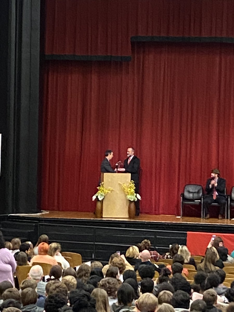 Attorney General Steve Marshall presents Mr. Bergeson the School Safety award for Excellence. <a href="/LukeBergeson1/">Luke Bergeson</a>