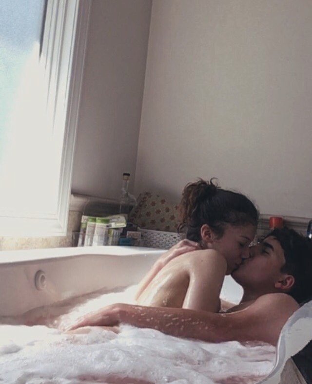 nudist's tweet photo. mood https://t.co/H0HR9y2kPD