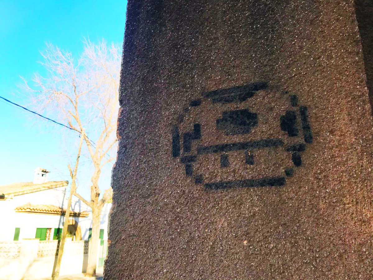 InsiderMallorca's tweet photo. 💁🏼‍♀️👾Super Mario Mallorca! 
#SuperMario #Nintendo #Pilz #mushroomed #mushroom #SuperPilz #Mallorca #graffiti #StreetArt #Retro #RETROGAMING #SUPERNINTENDOWORLD https://t.co/ed4Tt8x7qf