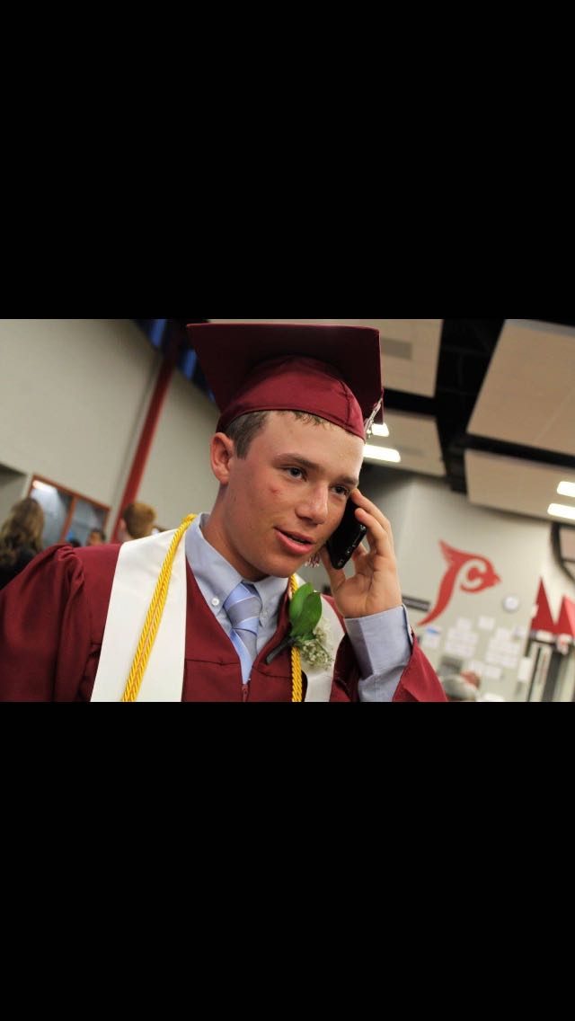 RealMylesGarvey's tweet photo. Ladies! My boy is looking for a girl.

Stats:
- 5'5
- All-time great Simp
- Always there to talk on the phone if you need him.

Hit my boy @20_lukemurphy up! https://t.co/9nWSCbCL88