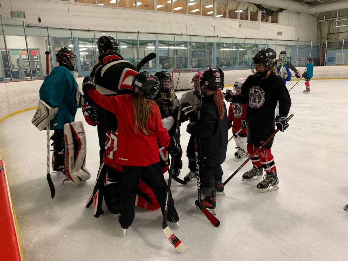 BirdWwfha's tweet photo. A shot from this weekend of @BirdWwfha fist bumping the assistant coaches at Learn to Play for @WWFHA https://t.co/RjaOMCZHC8