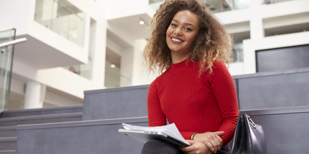 SolentUni's tweet image. UCAS Extra is open! To find out more read this week’s #52Things giving you all the advice you need on adding an extra option ow.ly/ZWk450ywC2Y