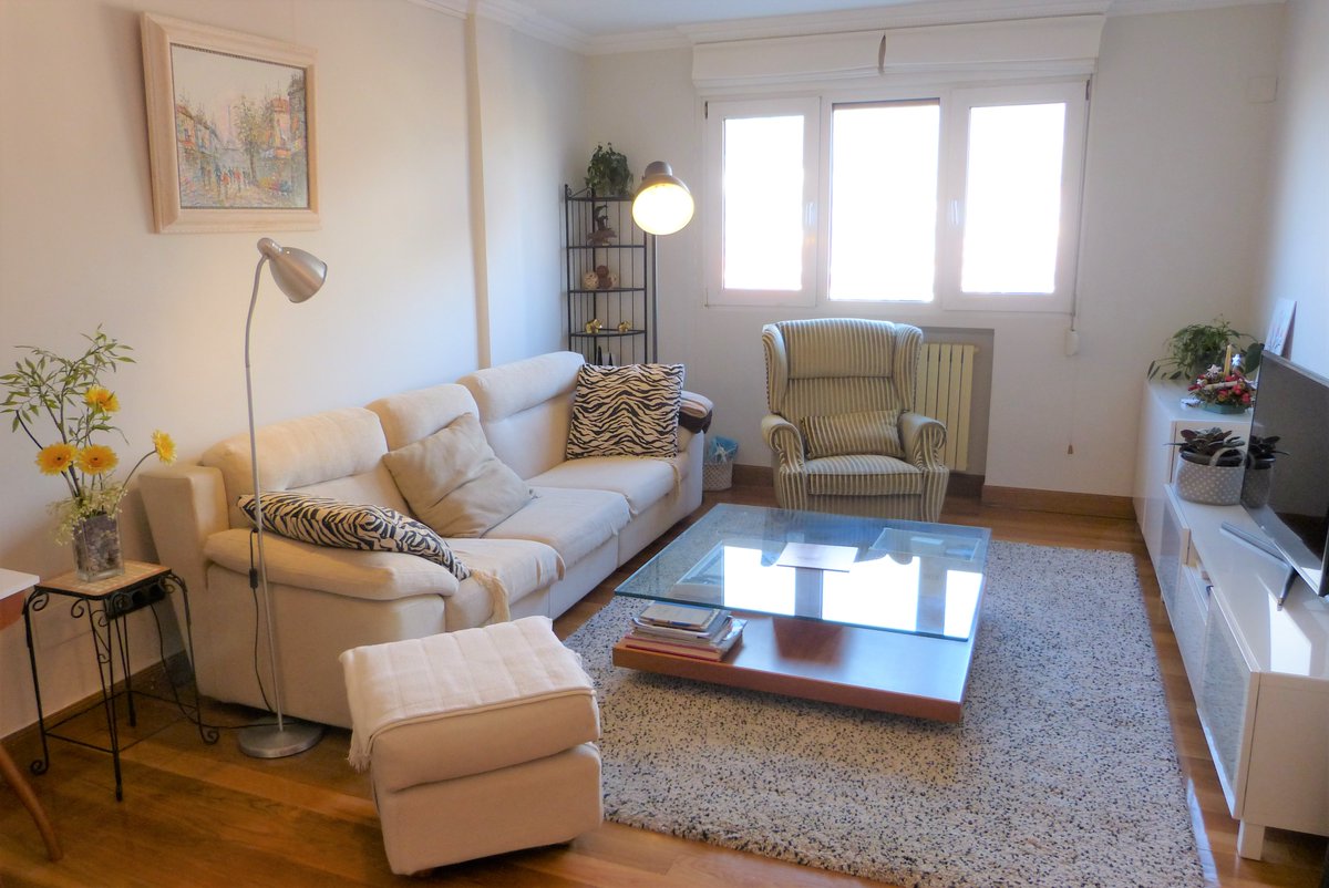 BurutaranInmo's tweet image. Z31992 Completo piso en zona residencial con preciosas vistas despejadas, amplio, cómodo y funcional. Garaje cerrado.

bit.ly/37WsuSg

#Donostia #SanSebastian #PisoEnAlquiler #Alquiler #Inmobiliaria #GrupoExin10 #RealEstate #Decoracion #HomeStage #Staging #StagingHouses