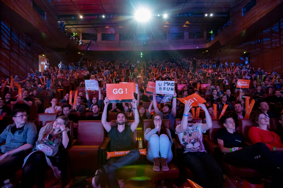 Pour la #DHFR20 vous pourrez profiter du confort de 3 amphithéâtres pour suivre les compétitions et shows sur scènes 🔥

Avec qui viendrez-vous ? TAG tes potes ⚡️