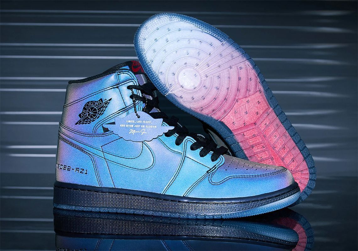 KicksFinder on Twitter: Ad: Last few sizes left. The Air Jordan 1 High Zoom  Fearless is only $139.97 + FREE shipping (Retail: $175) at Nikestore!  u0026gt;u0026gt; https://t.co/5KCiEcSR0y https://t.co/rHb70RN1Hz / Twitter