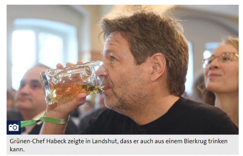 peterlangerrr's tweet photo. ein gottgleiches wesen https://t.co/VFBJNyzbDA